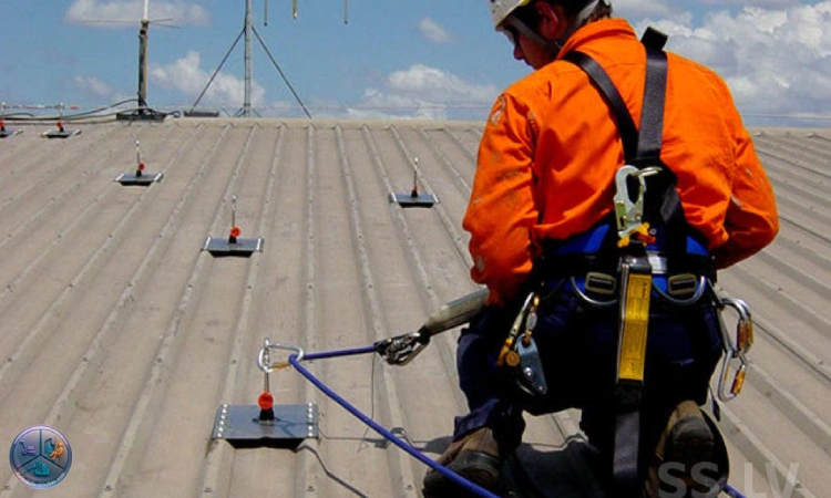 تجهیزات کار در ارتفاع