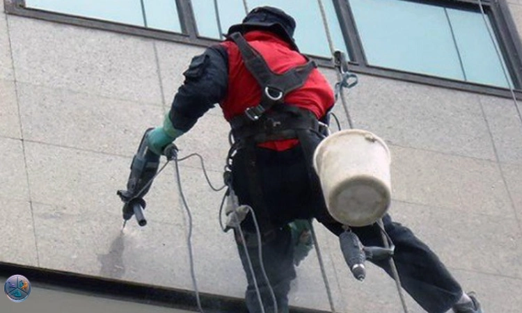 پیچ و رولپلاک سنگ نما